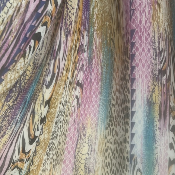 Colorful Patterned Kimono - Picture 4 of 4